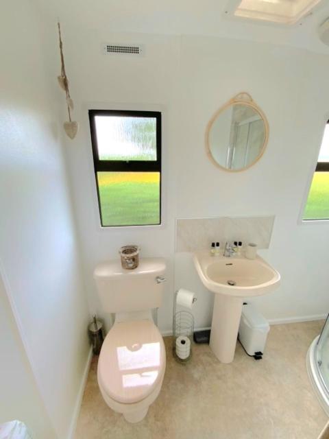 Badgers Rest Loddon Holiday home